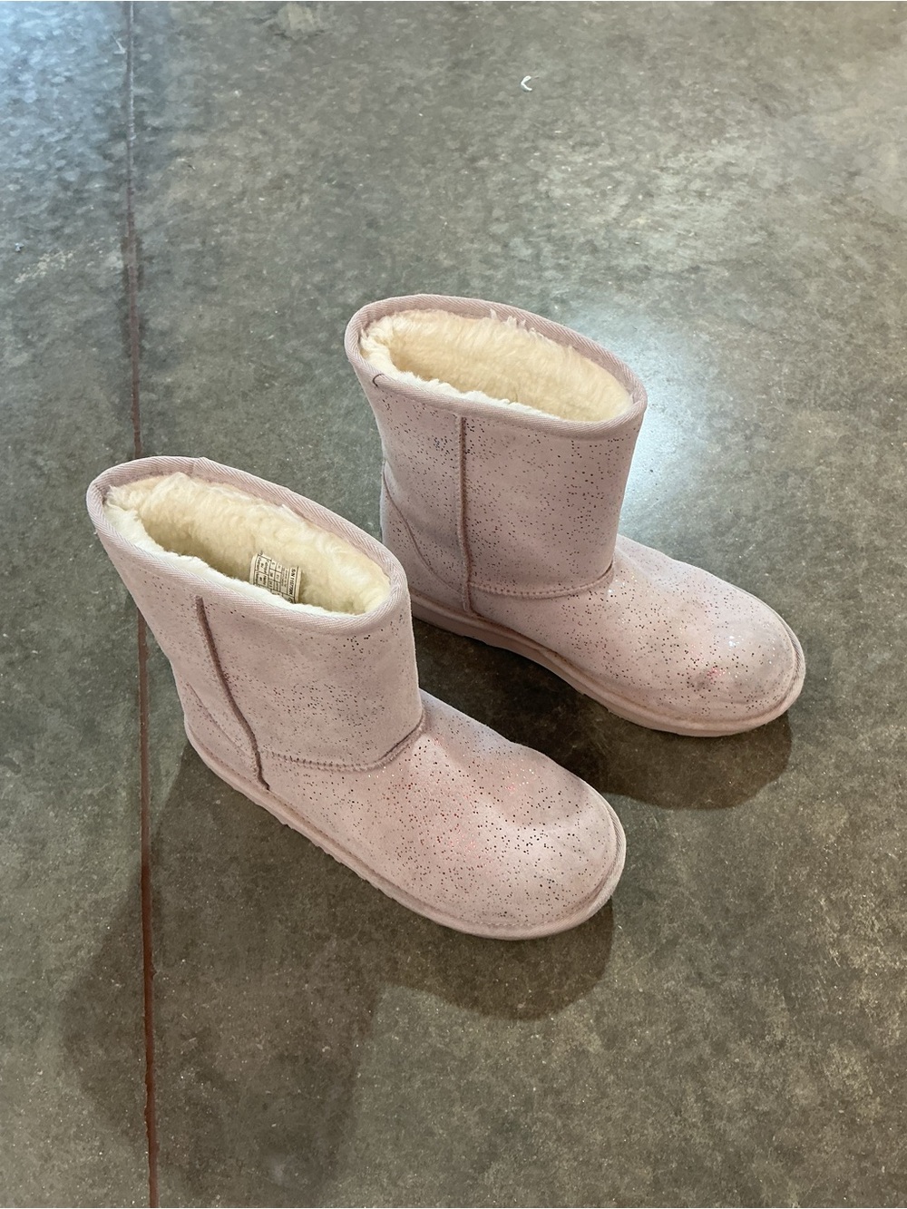 UGG Classic II Glitter Pink Suede Sheepskin Boots Kids Girls Size 6 Sparkle Warm